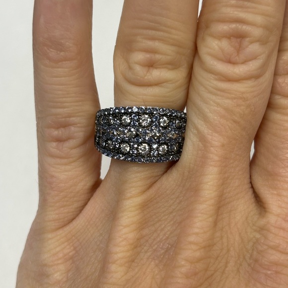 Suzy Levian Sterling Silver Blue & White CZ Pave Ring NWT - Picture 10 of 10